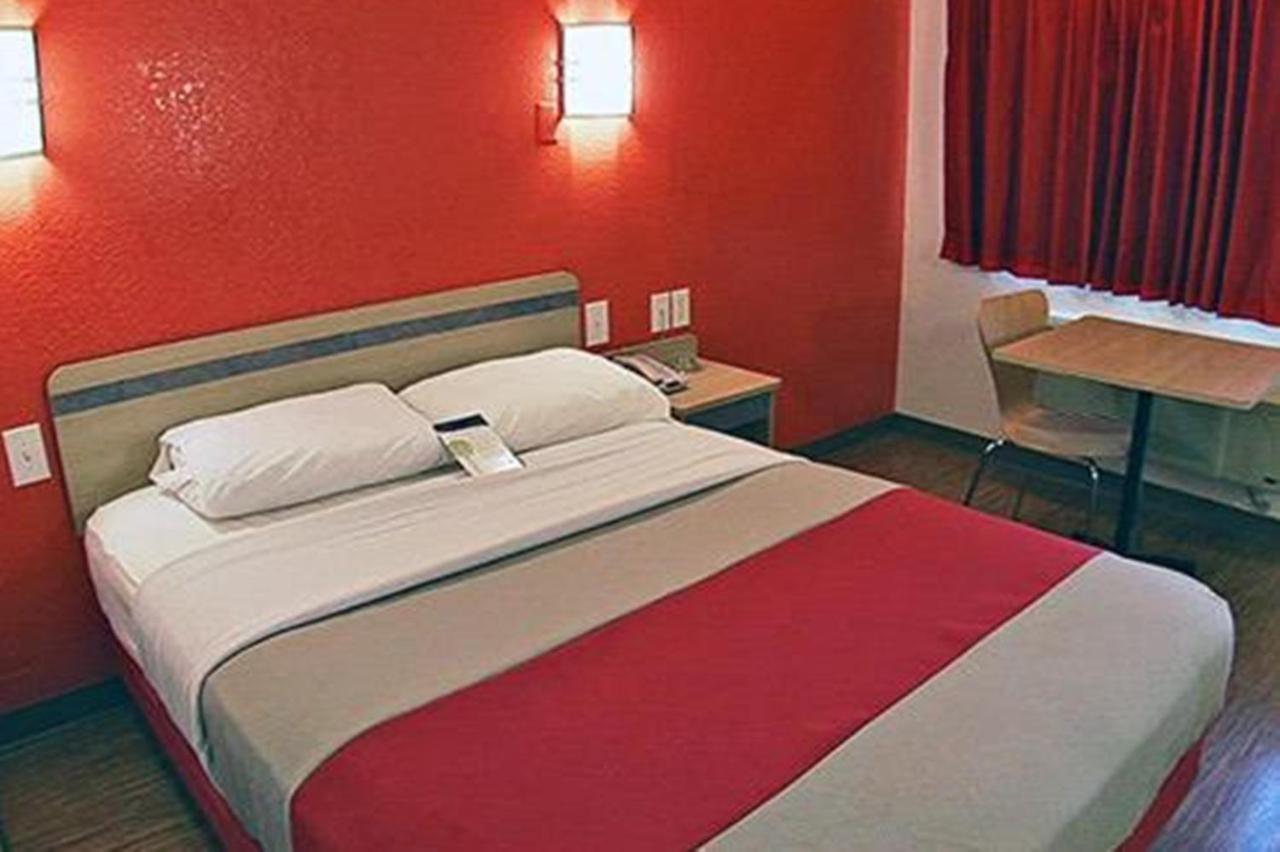 Motel 6-Pasadena, Tx ภายนอก รูปภาพ